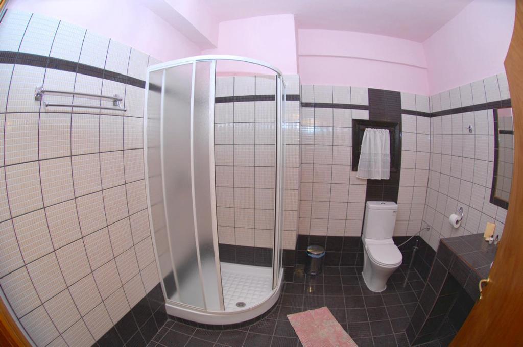Lefteris Hotel Alatopetra Bilik gambar